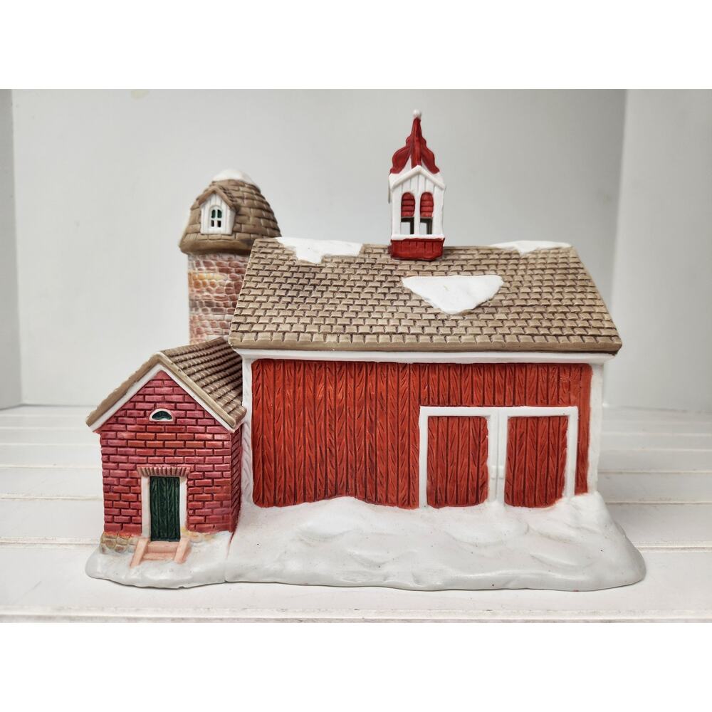 Vintage Christmas Holiday Village Country Memories 1993 Kmart Lighted Barn Silo